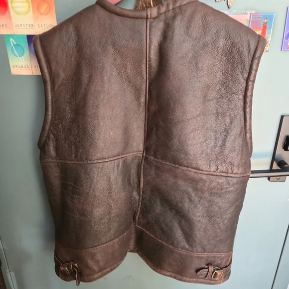 Men's Brown Leather Vest - Picture 2 of 10